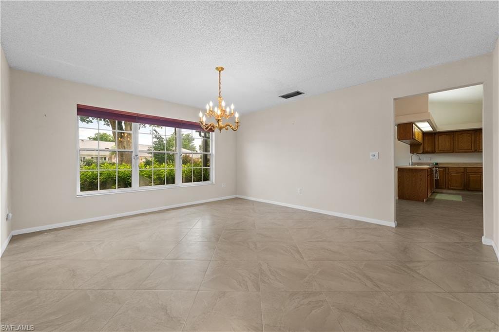 1238 N Brandywine CIR photo 9