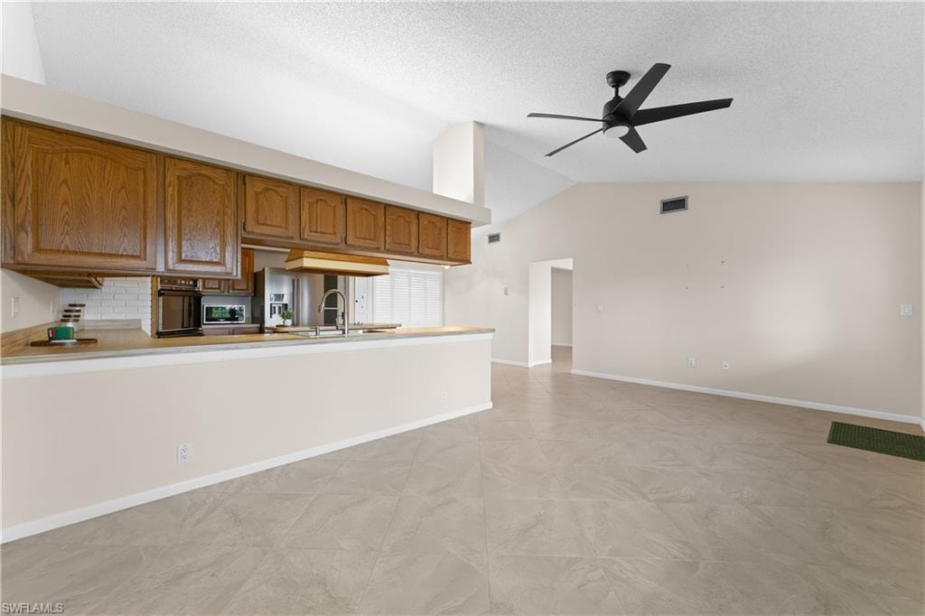 1238 N Brandywine CIR photo 21