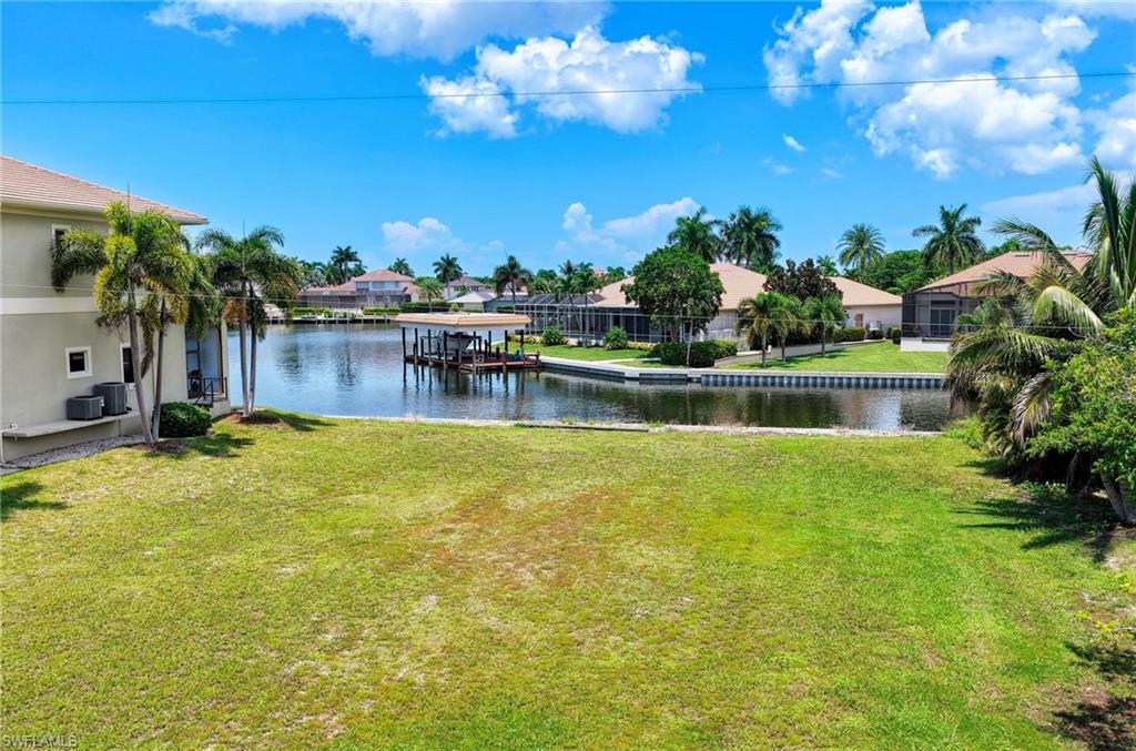 1674 Briarwood CT