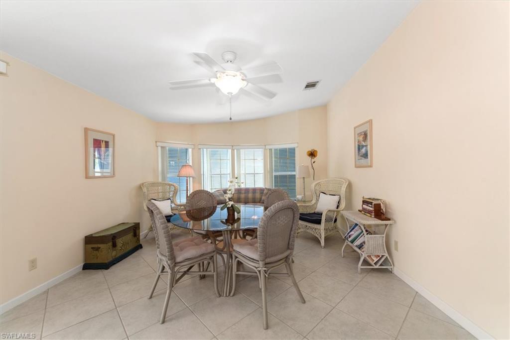 244 Daisy AVE photo 7