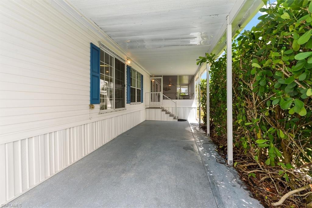 244 Daisy AVE