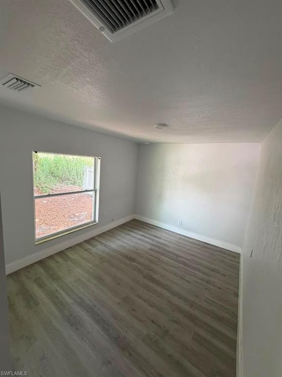 10800 Orange River BLVD photo 6