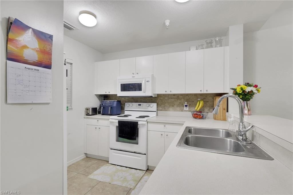 Open Kitchen for entertaining