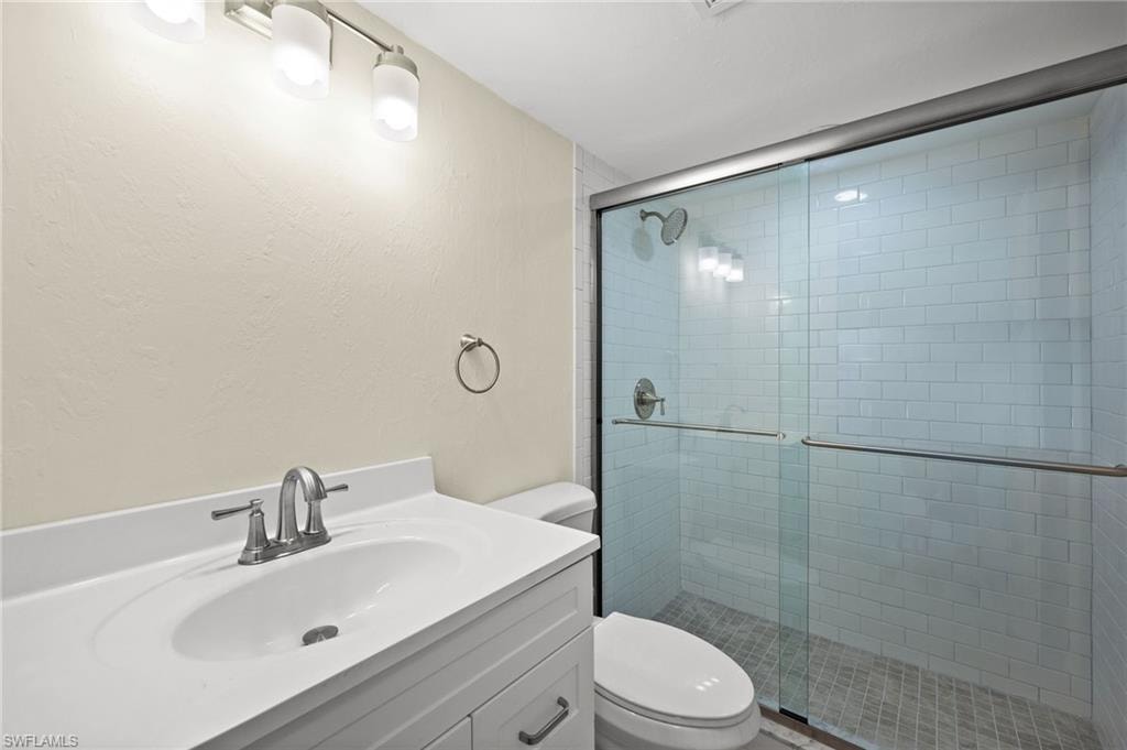 260 Southbay DR 207 photo 13