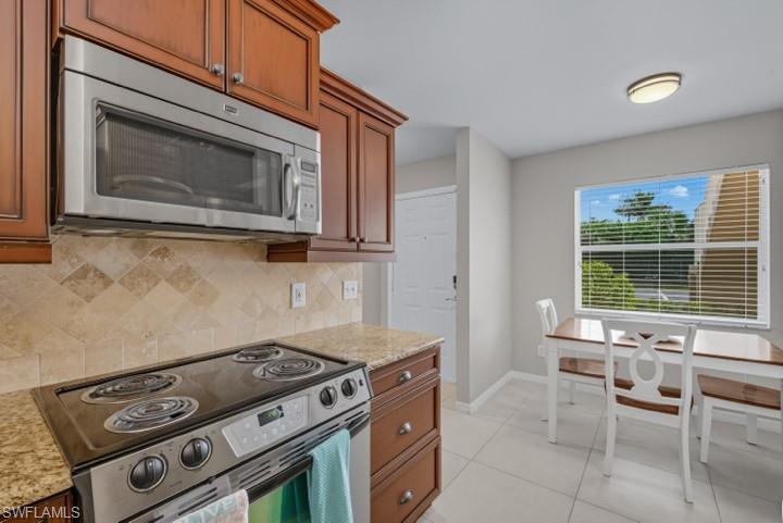 145 Robin Hood CIR 104 photo 9
