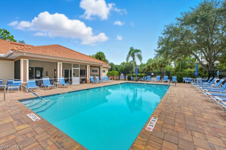 145 Robin Hood CIR 104 photo 34
