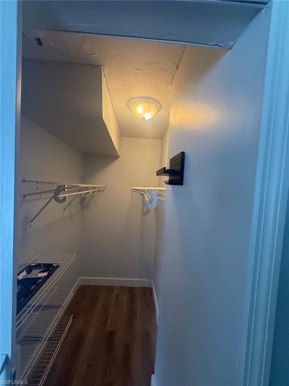 129 E Lake DR photo 6