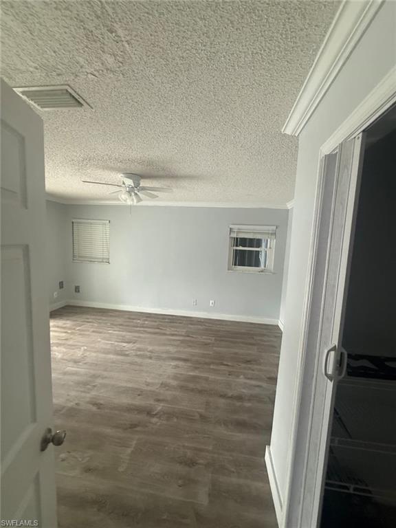 129 E Lake DR photo 7