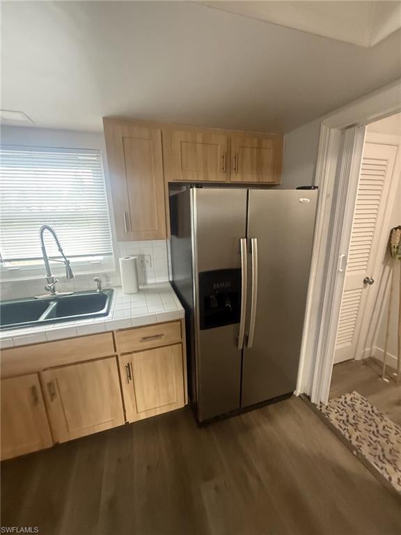 129 E Lake DR photo 18