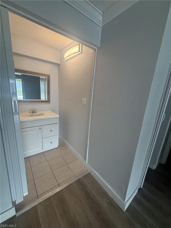 129 E Lake DR photo 8