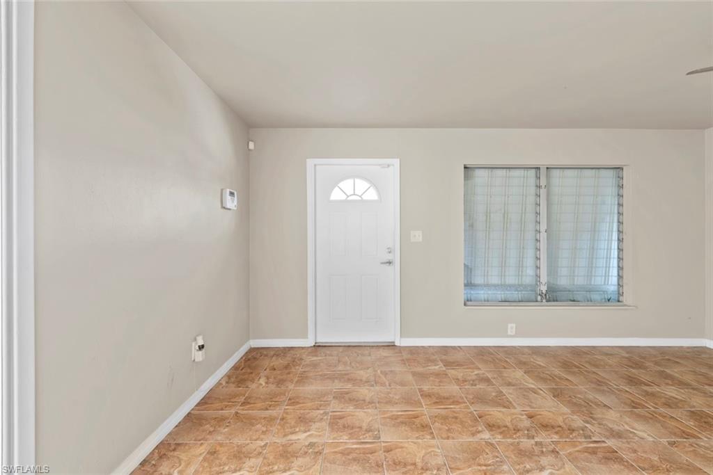 116 Lake AVE