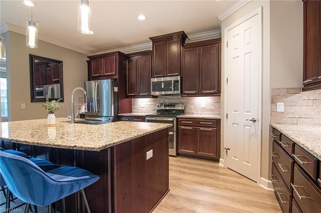 2705 Lambay CT