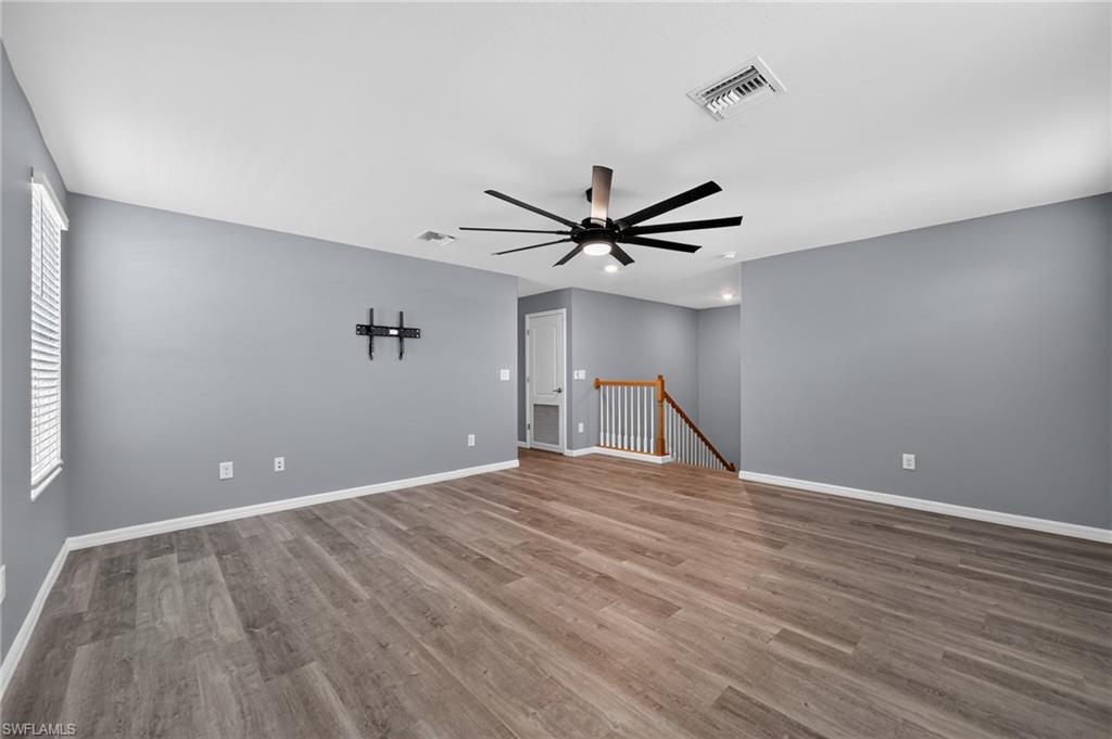4295 Bluegrass DR photo 17