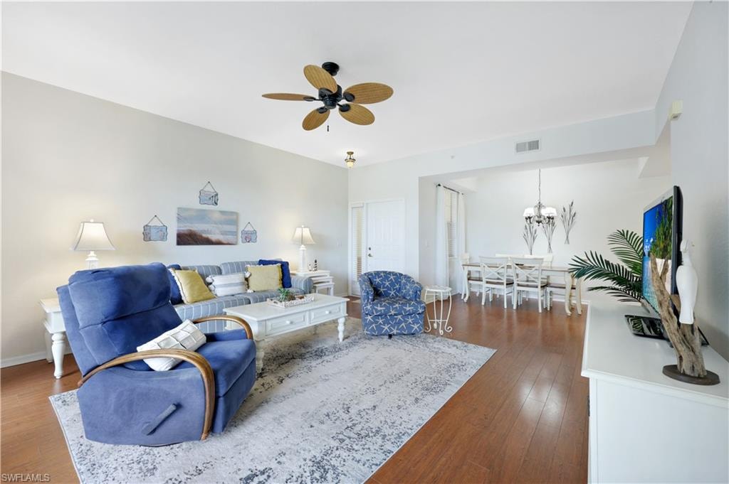 325 Dover PL 103 photo 6