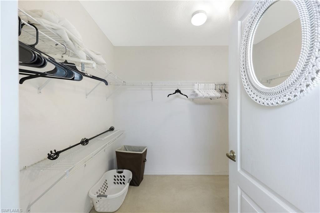 MASTER CLOSET