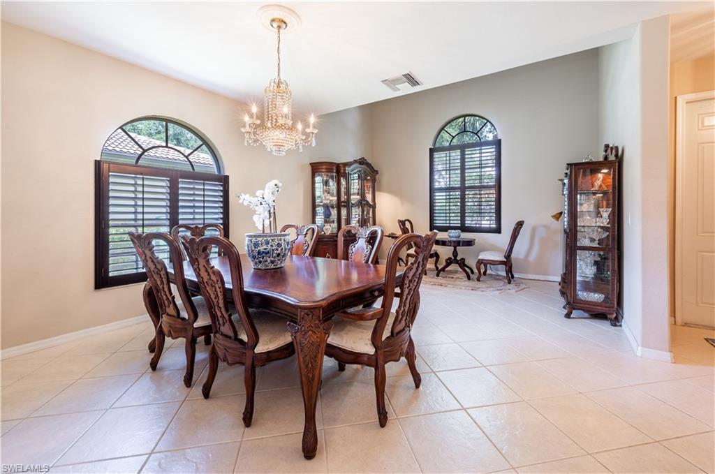 3911 Aurora CT