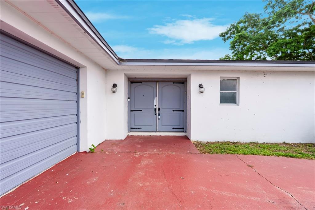 1681 Country Club PKWY