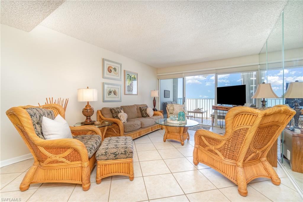 3443 Gulf Shore BLVD N 609
