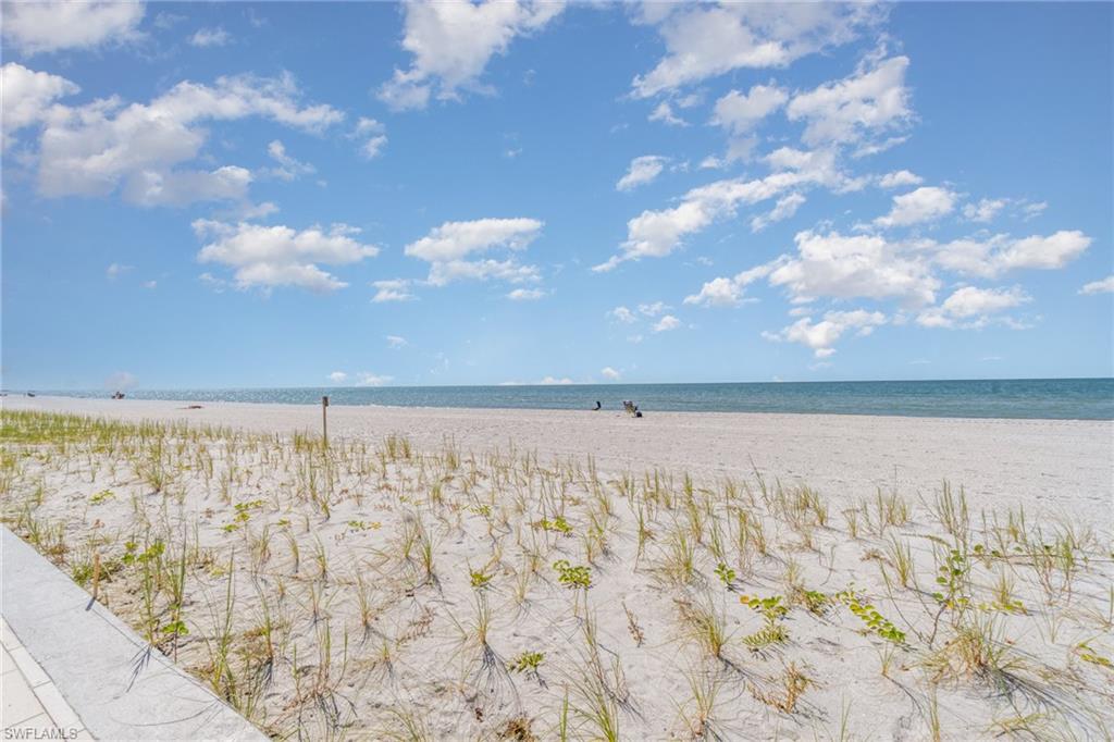 3443 Gulf Shore BLVD N 609 photo 17