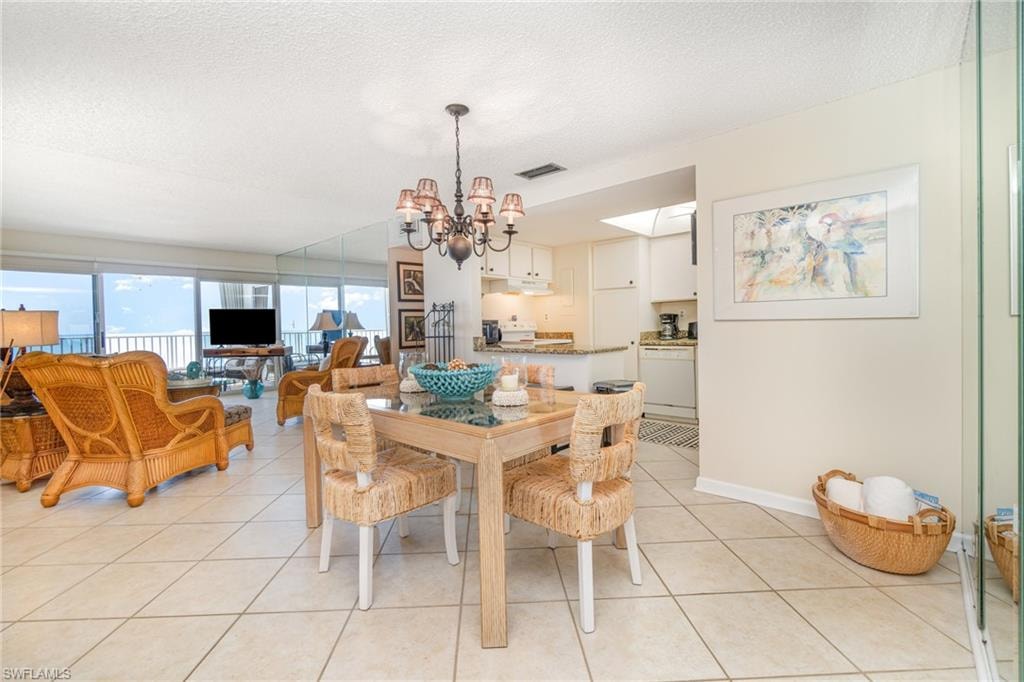 3443 Gulf Shore BLVD N 609