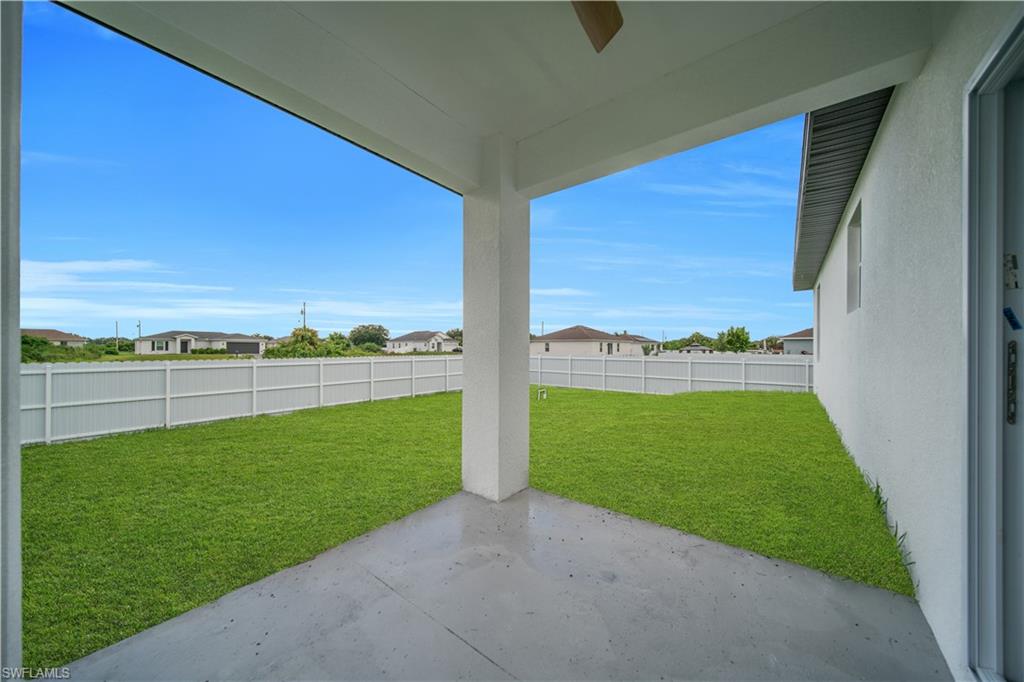 435 Petite AVE photo 24