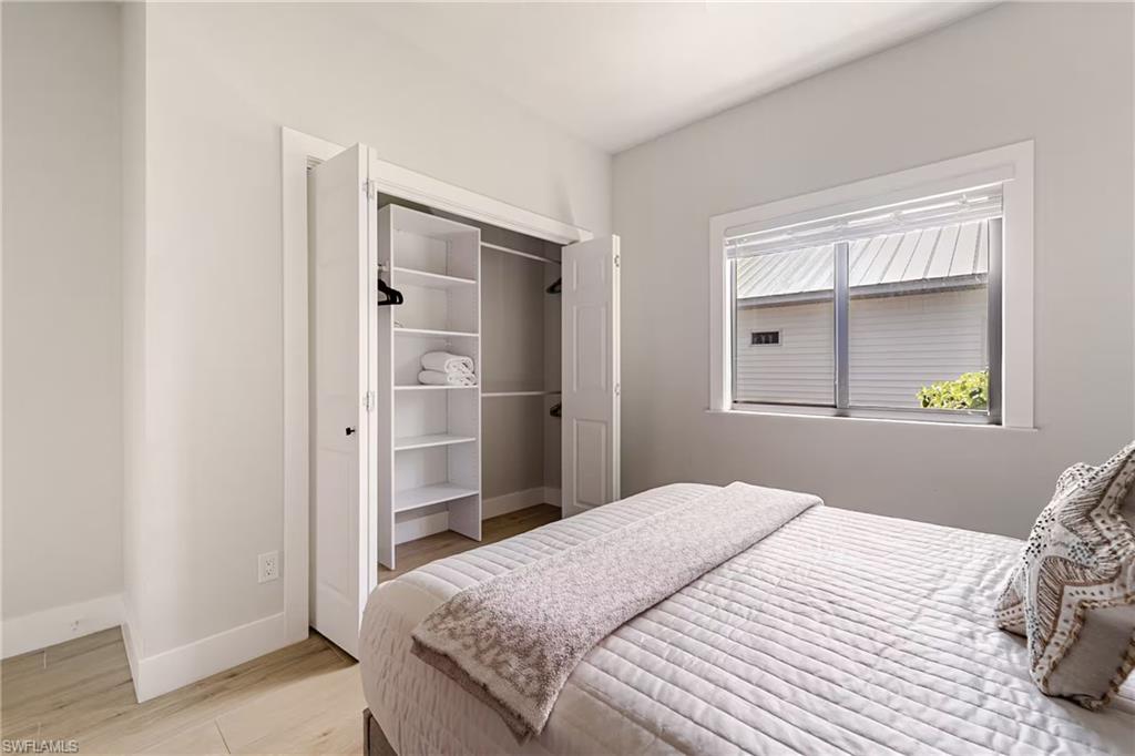 2518 SW 52nd LN photo 24
