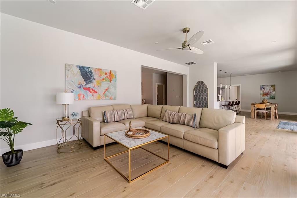 2518 SW 52nd LN photo 8