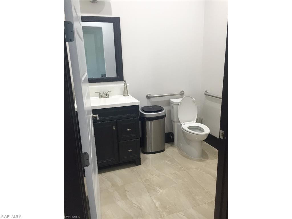 5258 Golden Gate PKY 9
