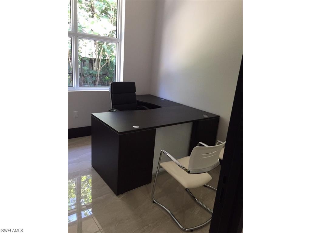 5258 Golden Gate PKY 9