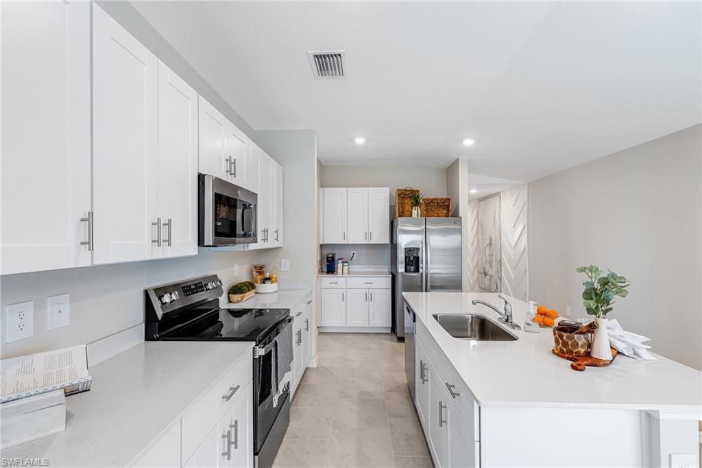 11852 Featherstone LN photo 21