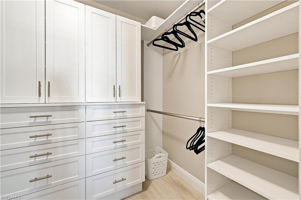 9103 Vanderbilt DR 208 photo 25