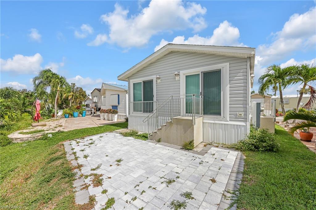 17142/17145 Casselberry LN photo 13