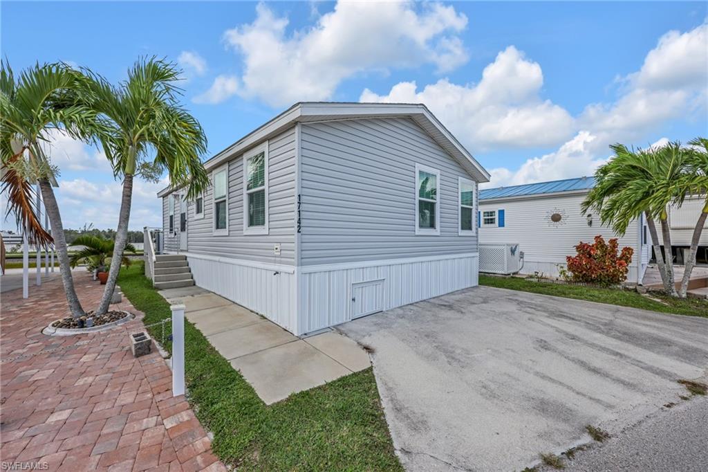 17142/17145 Casselberry LN