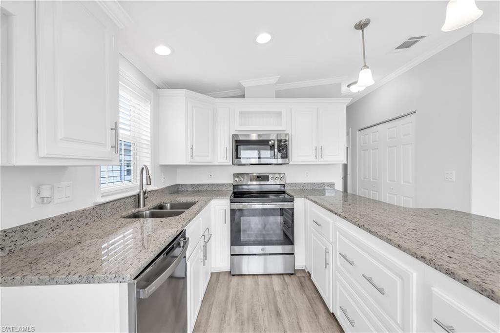 17142/17145 Casselberry LN photo 10