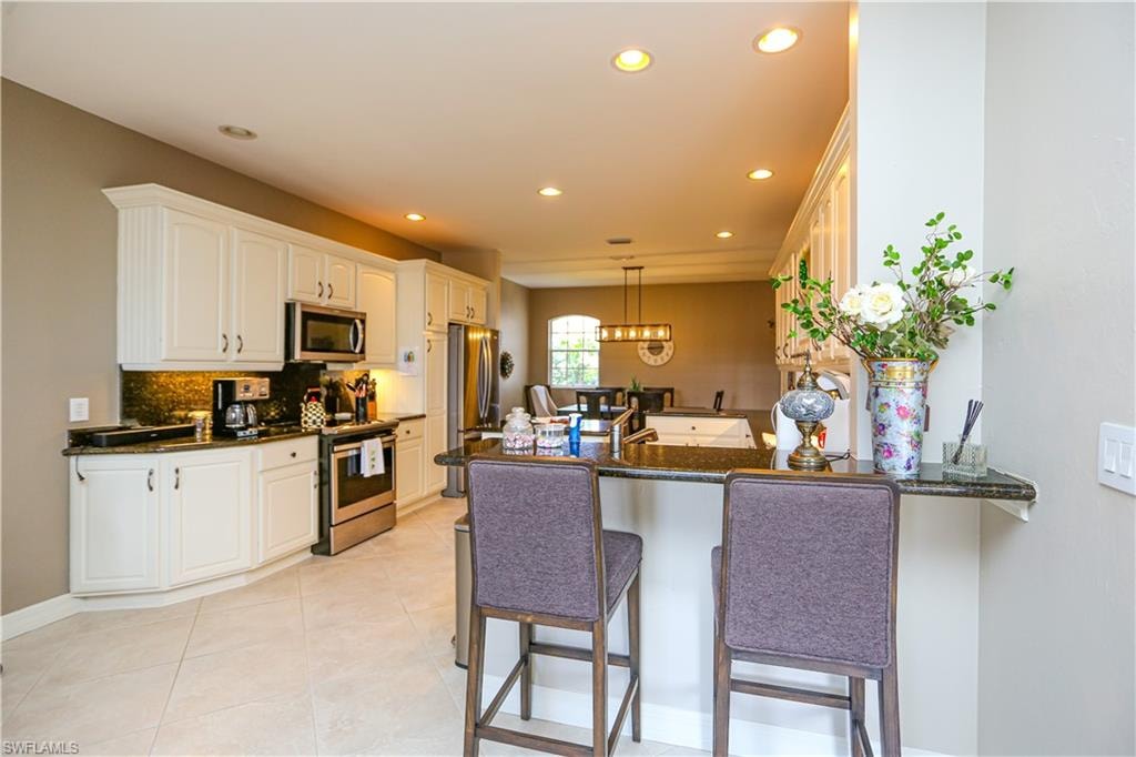 5945 Paradise CIR photo 46