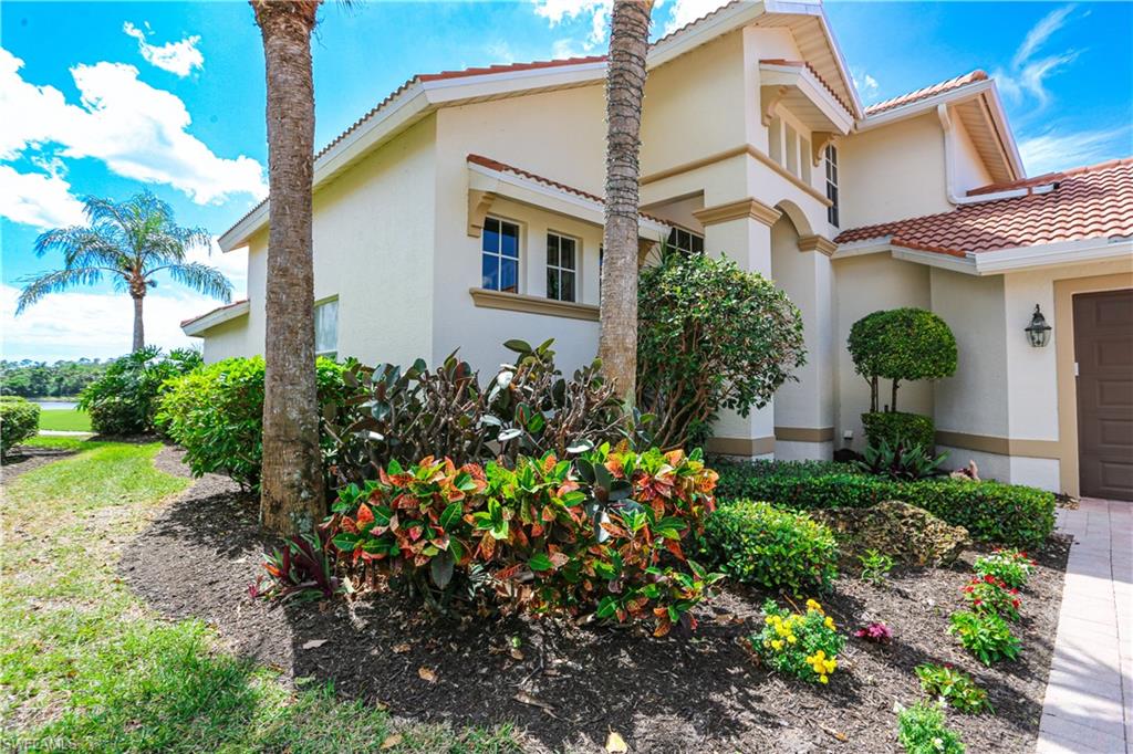 5945 Paradise CIR photo 10