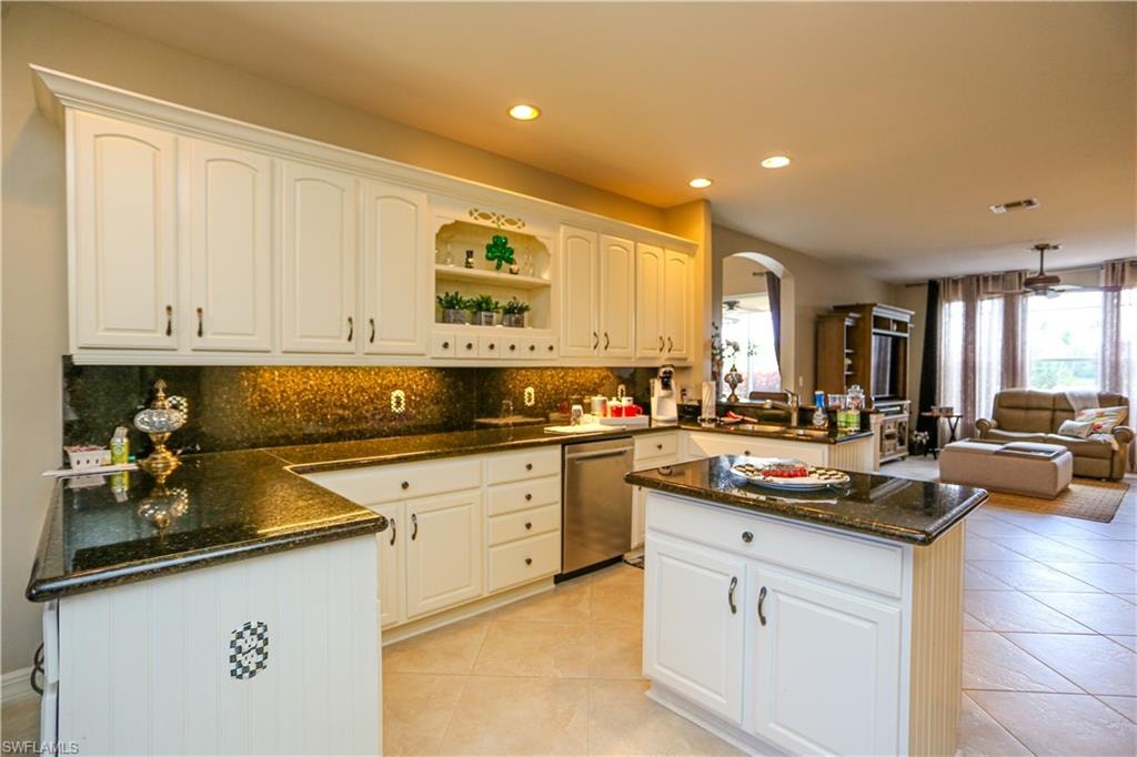 5945 Paradise CIR photo 41