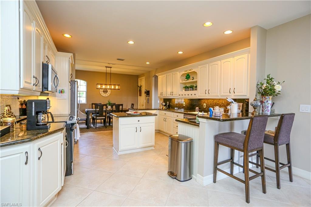 5945 Paradise CIR photo 45