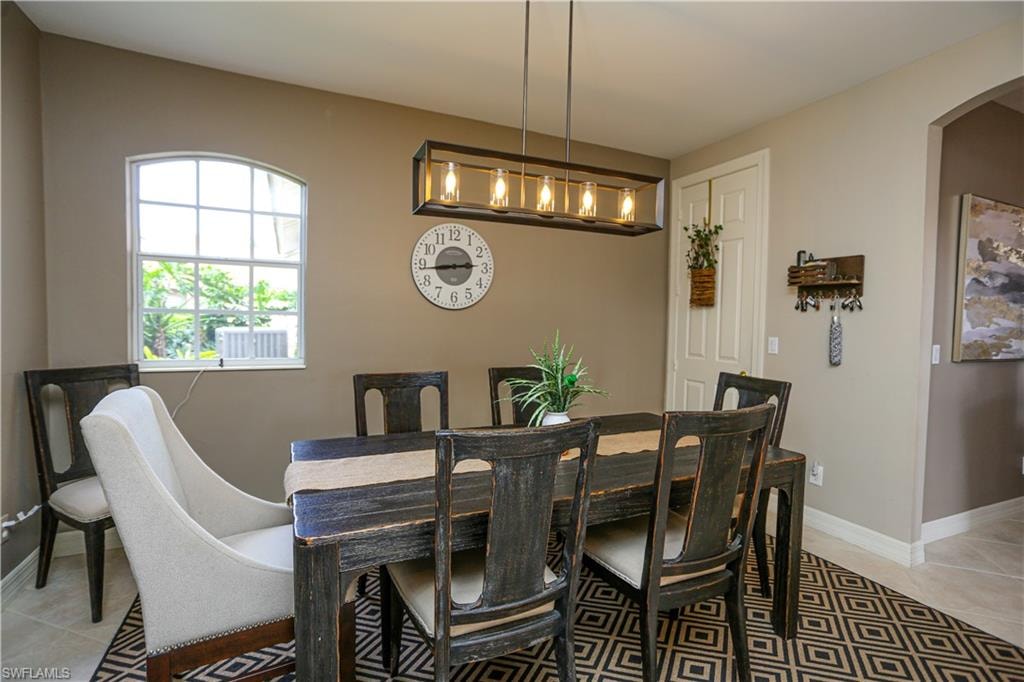 5945 Paradise CIR photo 40