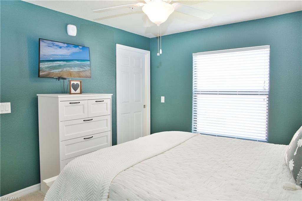 Window with horizontal blinds