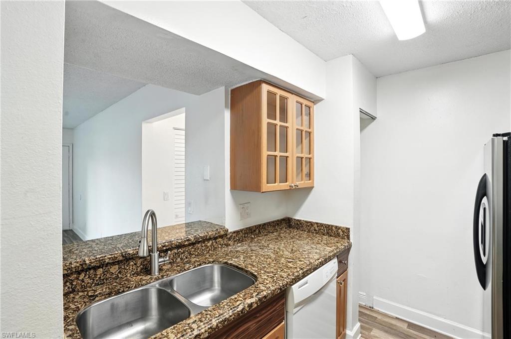 201 Santa Clara DR 5 photo 14