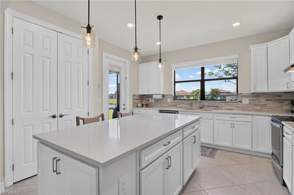 12056 Westmoreland WAY photo 17