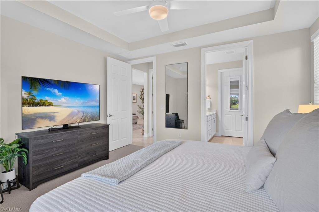 King size bed