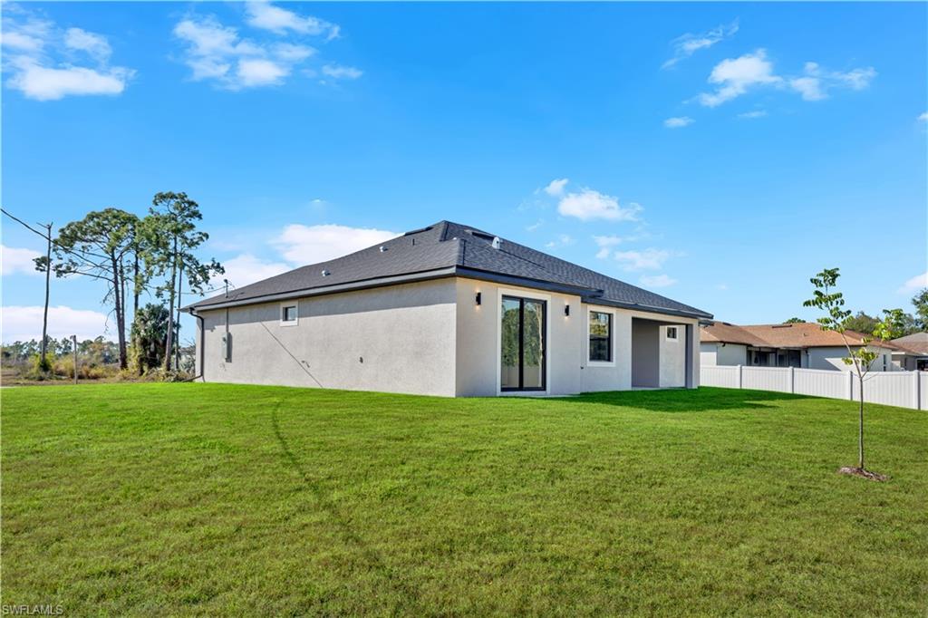 1144 Edelweiss ST E photo 27