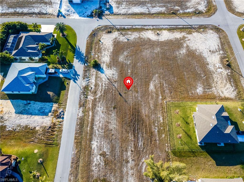 Birds eye view of property
