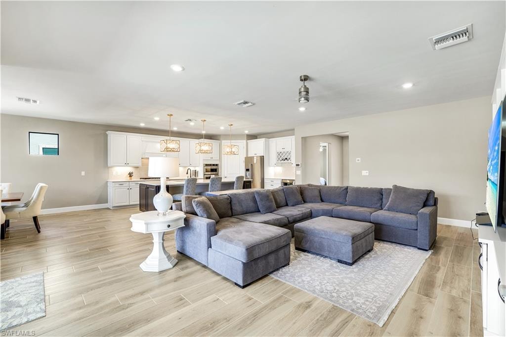 9373 Surfbird CT photo 16
