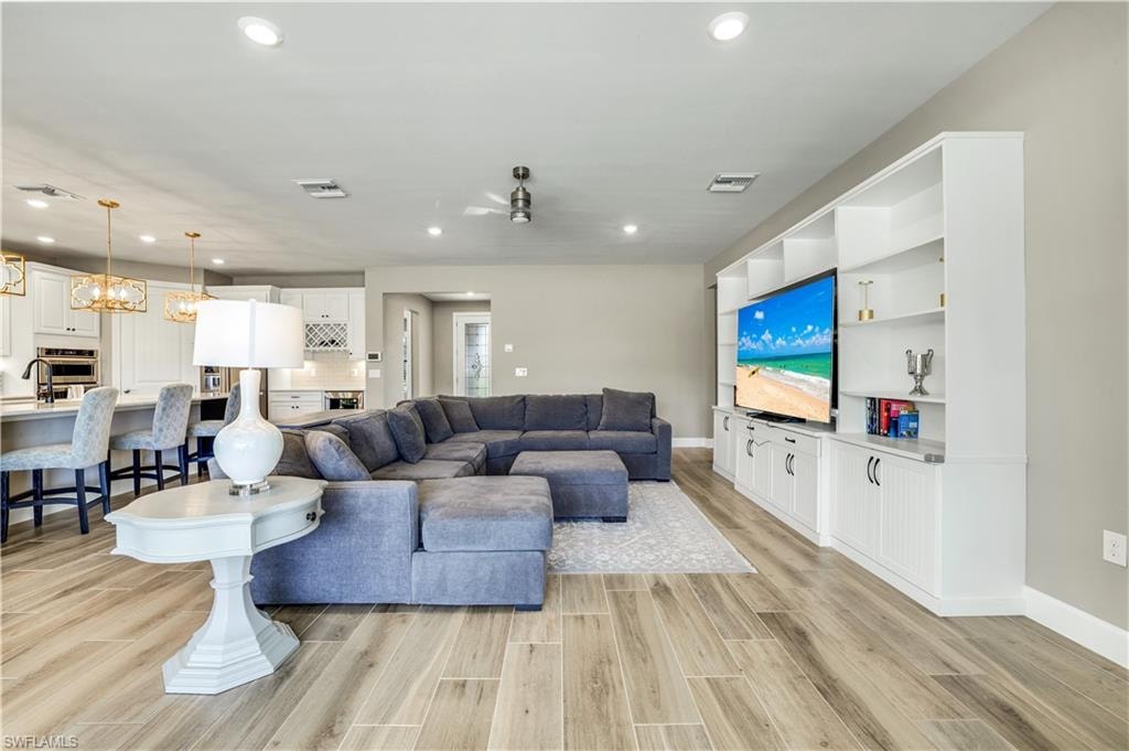 9373 Surfbird CT photo 15