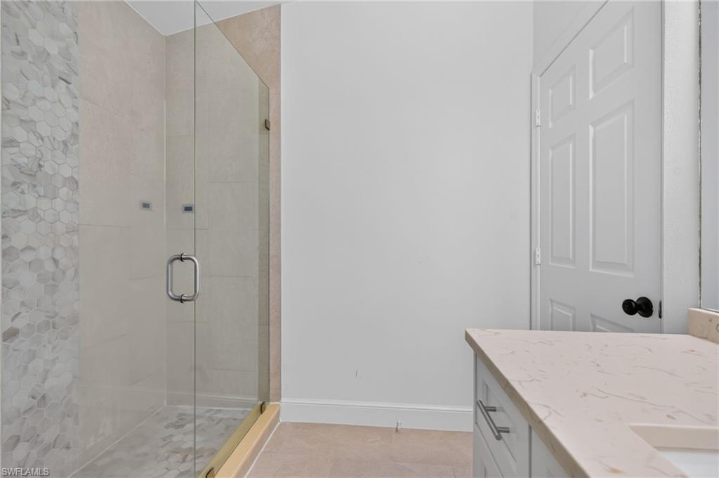 18560 Holly RD photo 28