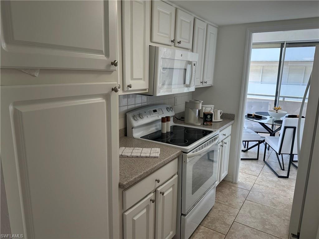 4803 Sunset CT 606 photo 9