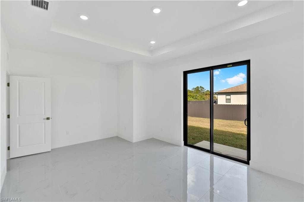 1144 Edelweiss ST E photo 19